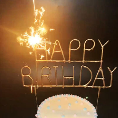 Cierges magiques pyrogénés froids de feux d'artifice de noce froide de feux d'artifice de feux d'artifice de cierges magiques de joyeux anniversaire