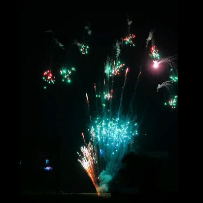 Chinois Feux d'artifice de gâteaux en plein air Pyrotechnique de consommation multicolore