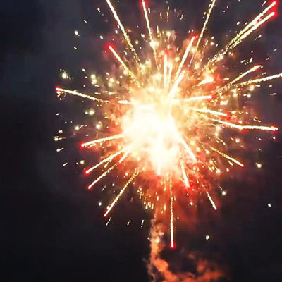 Des feux d'artifice chinois en gros Des feux d'artifice pyrotechniques Nouveaux feux d'artifice 2025 usine 100 coups Feux d'artifice gâteau Pour la fête du Nouvel An
