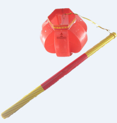 Linternas Roja Toy Firework, de beaux feux d'artifice de nouvelle année saluent